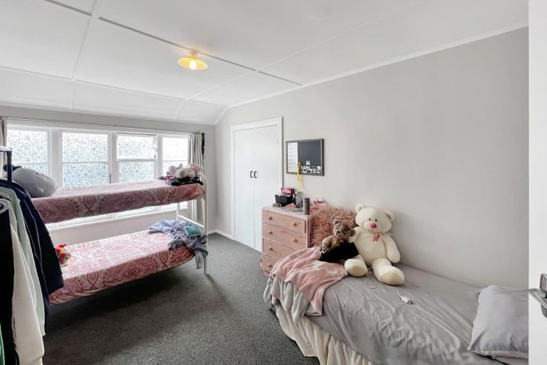 Photo of property in 10 Victor Street, Dannevirke, 4930