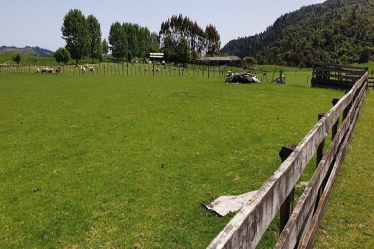 Photo of property in 22 Valley View Lane, Oruanui, Taupo, 3384