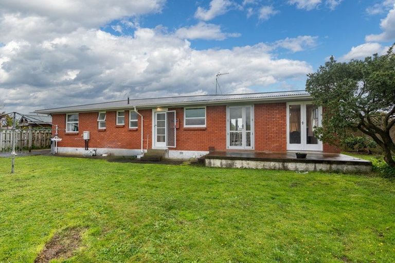 Photo of property in 14 Pryce Place, Silverdale, Hamilton, 3216