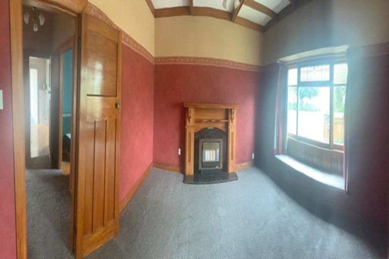 Photo of property in 68 Roberts Line, Kelvin Grove, Palmerston North, 4414