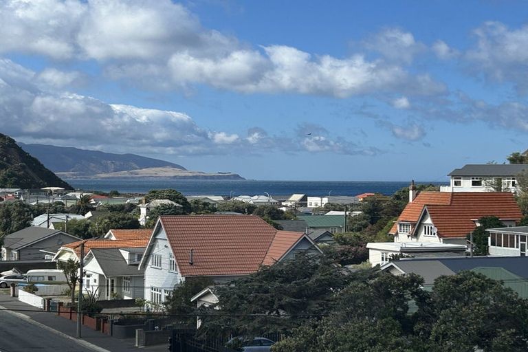 Photo of property in 34a Severn Street, Island Bay, Wellington, 6023