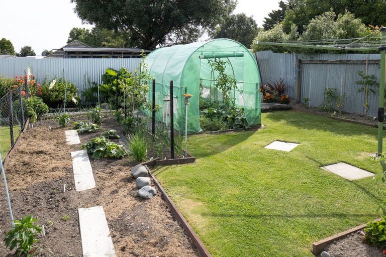 Photo of property in 5 Rolleston Street, Rakaia, 7710