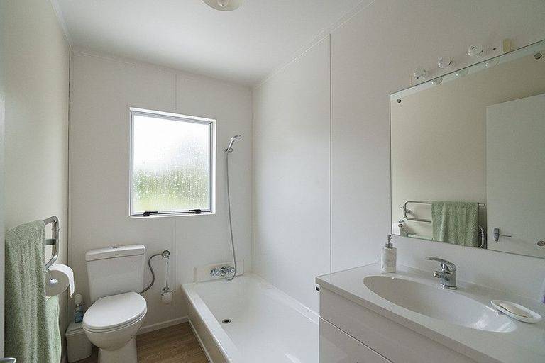 Photo of property in 25 Clunie Avenue, Raumati South, Paraparaumu, 5032