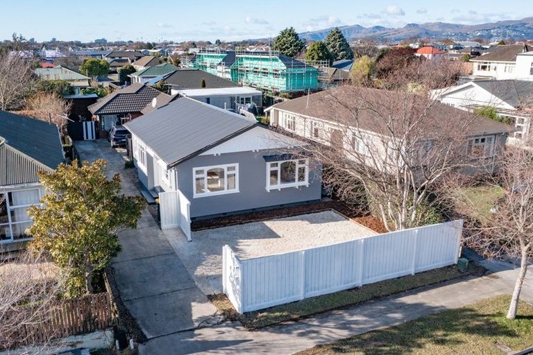 Photo of property in 84 Rattray Street, Riccarton, Christchurch, 8041