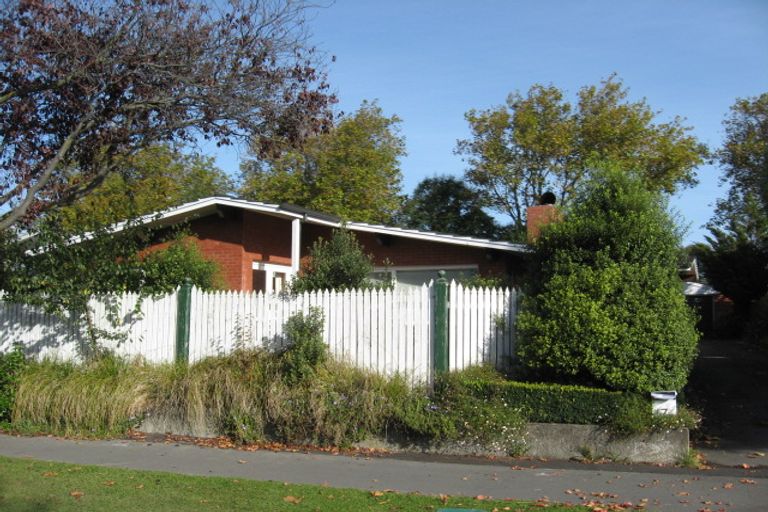 Photo of property in 7 Tuirau Place, Ilam, Christchurch, 8041