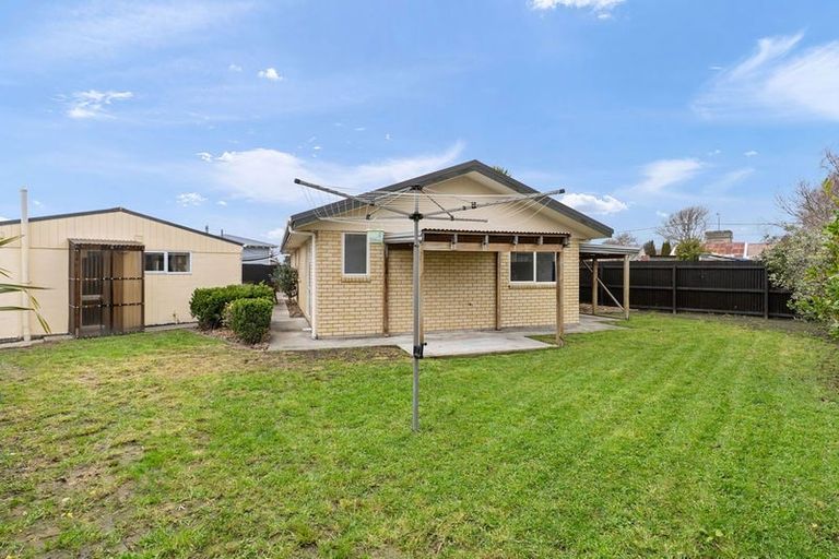 Photo of property in 9a Sylvan Street, Hillmorton, Christchurch, 8024
