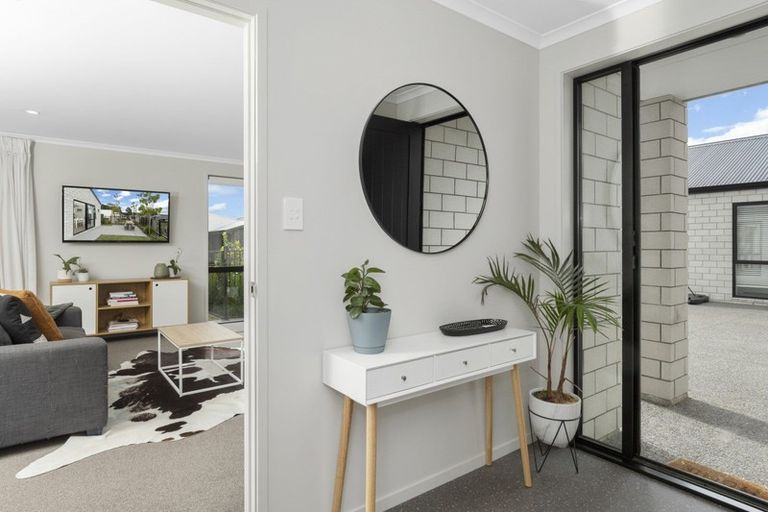 Photo of property in 5 Traverse Lane, Omokoroa, 3114