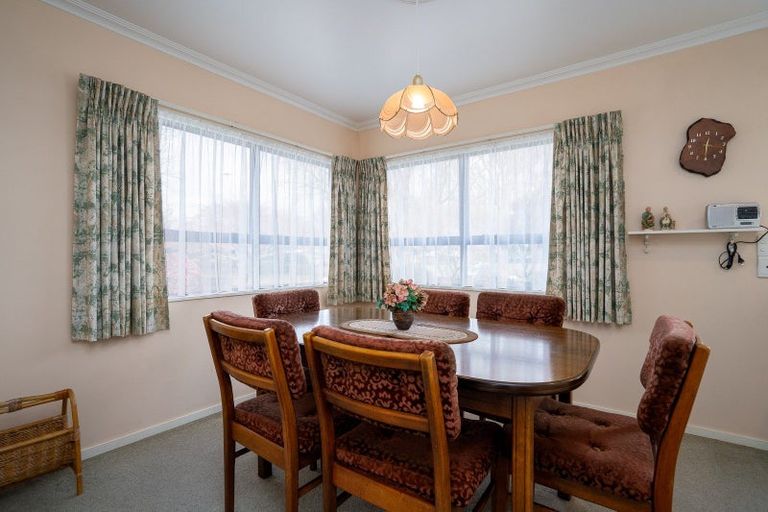 Photo of property in 119 Burns Street, Leamington, Cambridge, 3432