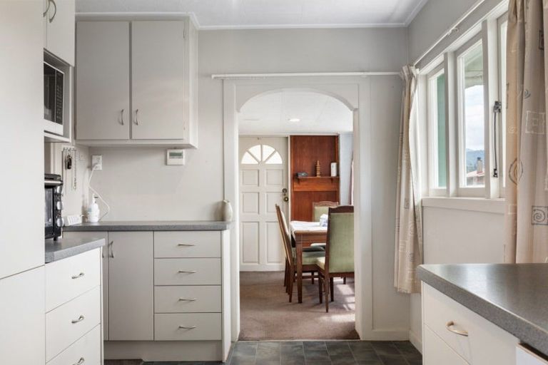 Photo of property in 18 Carisbrooke Street, Katikati, 3129