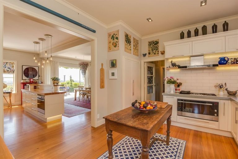 Photo of property in 39 Bengal Drive, Cashmere, Christchurch, 8022