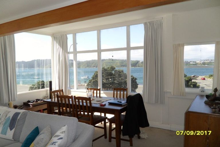 Photo of property in 480 Evans Bay Parade, Hataitai, Wellington, 6021