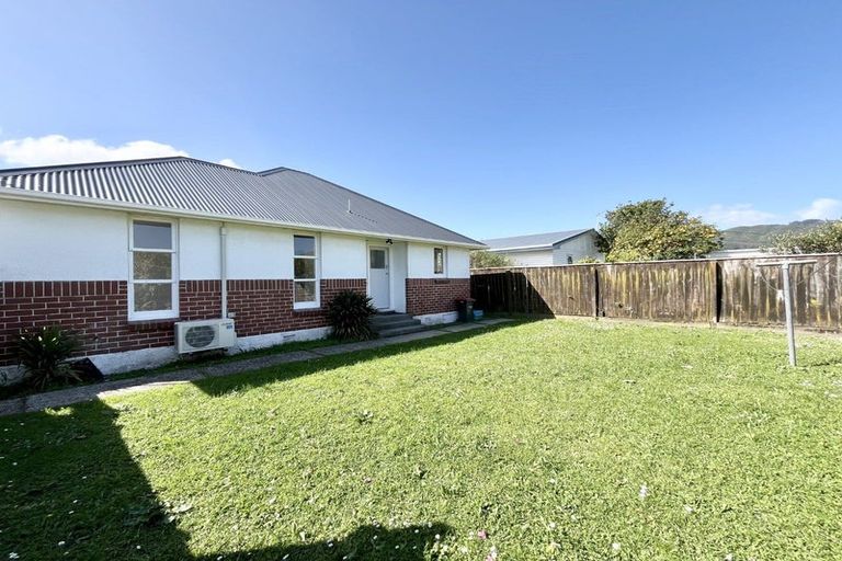 Photo of property in 20-20a Cottle Street, Avalon, Lower Hutt, 5011