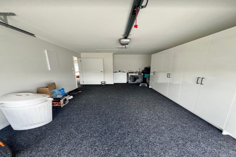 Photo of property in 17 Kutukutu Street, Takanini, 2112