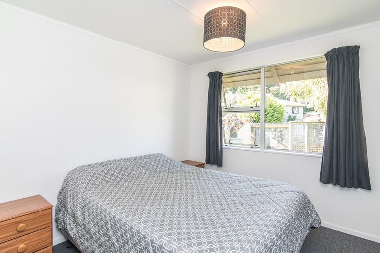 Photo of property in 84 Aorangi Road, Paraparaumu, 5032