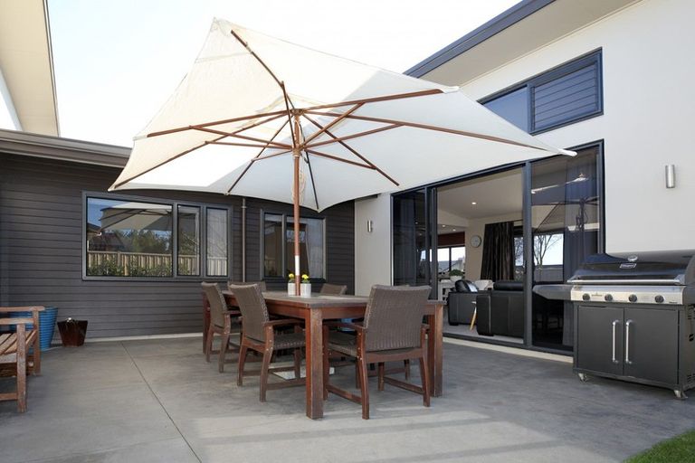 Photo of property in 93 Russell Robertson Drive, Havelock North, 4130