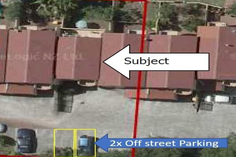 Photo of property in 1/13 John Jennings Drive, Oteha, Auckland, 0632