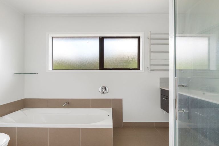 Photo of property in 30 Thorn Road, Tuakau, 2121