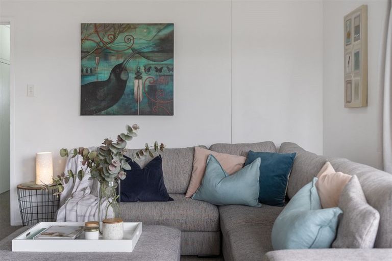 Photo of property in 62 Hellyers Street, Birkdale, Auckland, 0626