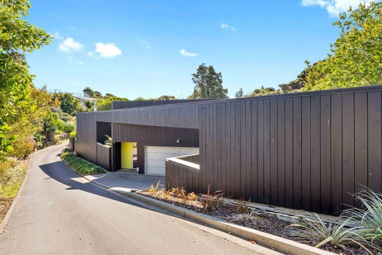 Photo of property in 118 Ngarara Road, Waikanae, 5036