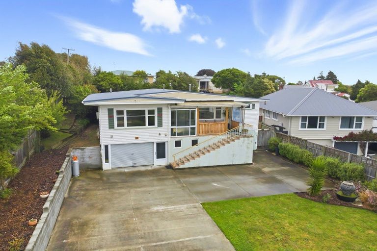 Photo of property in 29 Kawiu Road, Levin, 5510
