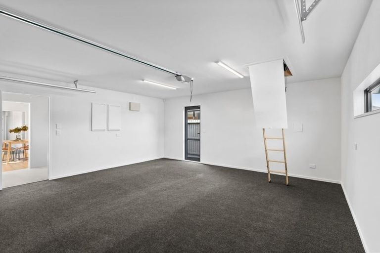 Photo of property in 5 Olearia Lane, Halswell, Christchurch, 8025