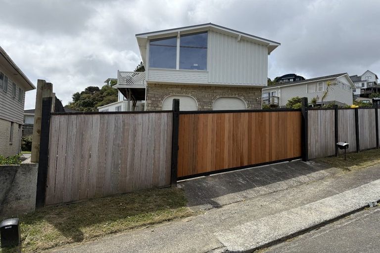 Photo of property in 3 Rydal Place, Southgate, Wellington, 6023