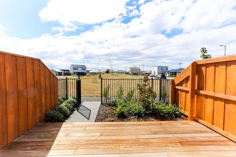 Photo of property in 33 Air Race Lane, Halswell, Christchurch, 8025