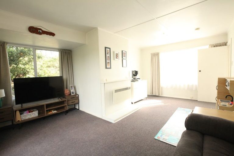 Photo of property in 25a-d Tireti Road, Titahi Bay, Porirua, 5022