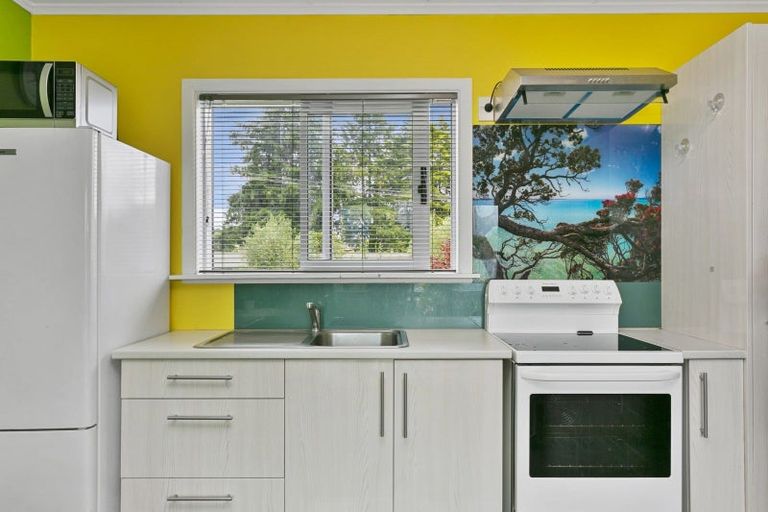 Photo of property in 2/24 Charles Crescent, Rainbow Point, Taupo, 3330