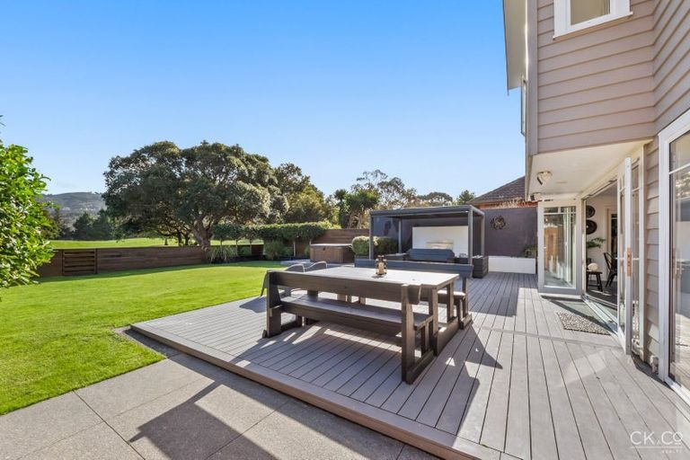 Photo of property in 20 Saint James Avenue, Boulcott, Lower Hutt, 5011