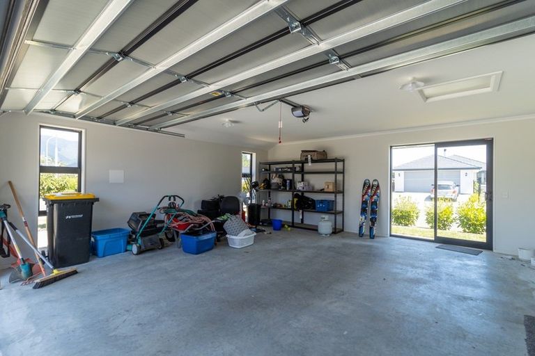 Photo of property in 1 Barham Place, Stoke, Nelson, 7011