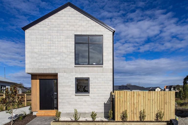 Photo of property in 2/19 Dilworth Street, Riccarton, Christchurch, 8011