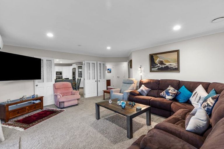 Photo of property in 3 Ridgemount Terrace, Welcome Bay, Tauranga, 3112