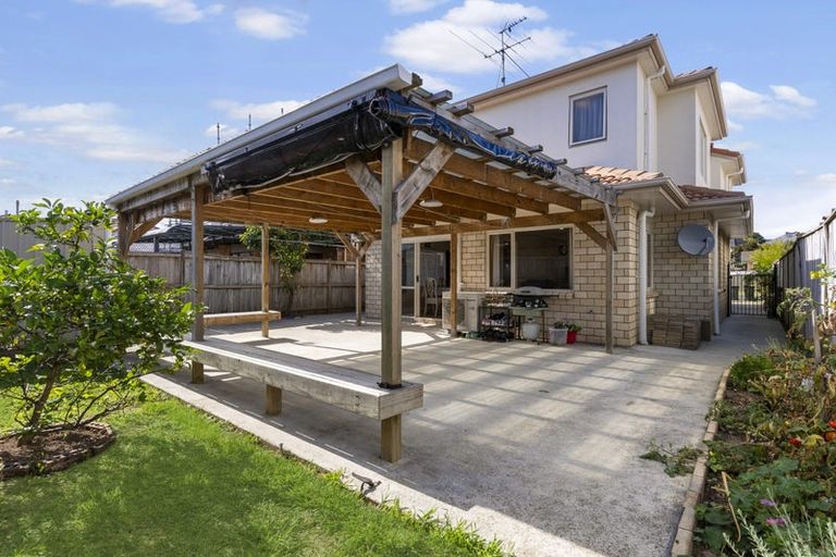 Photo of property in 75 Meadowland Drive, Somerville, Auckland, 2014