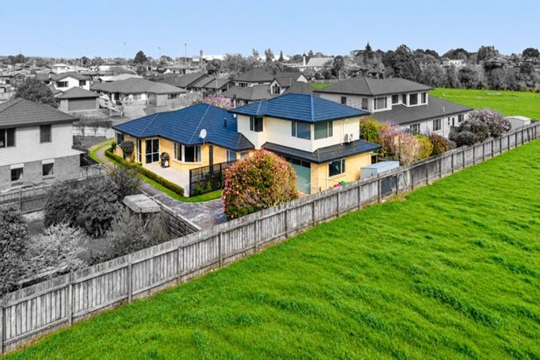 Photo of property in 6 Edna Wills Place, Hawera, 4610