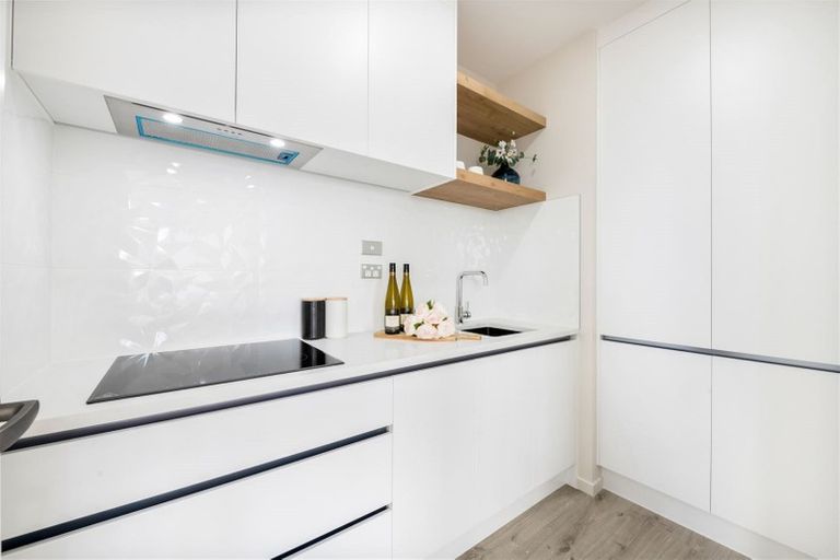 Photo of property in 100 Thomas Road, Flat Bush, Auckland, 2019