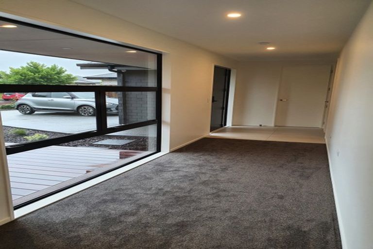 Photo of property in 2 Horomaka Street, Pegasus, 7612