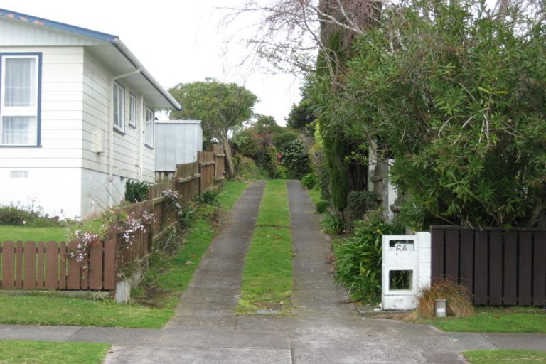 Photo of property in 6a Oleander Place, Bell Block, New Plymouth, 4312