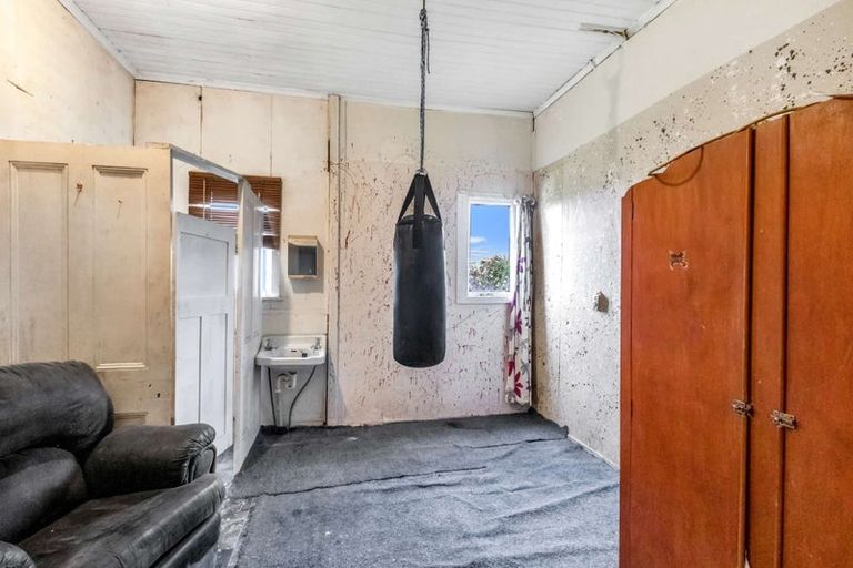 Photo of property in 17 Thistle Street, Gore, 9710