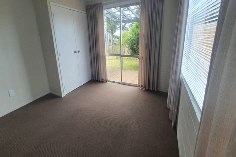 Photo of property in 243 Glamorgan Drive, Torbay, Auckland, 0630