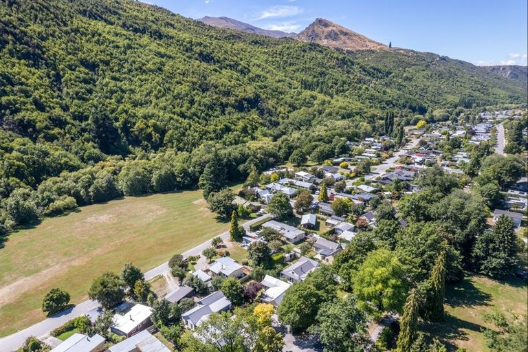 Photo of property in 23 Bedford Street, Arrowtown, 9302