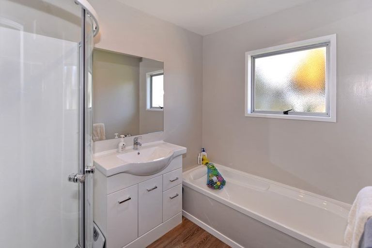 Photo of property in 12 Wilson Place, Stoke, Nelson, 7011