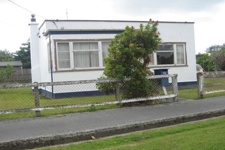 Photo of property in 10 Julia Street, Pahiatua, 4910