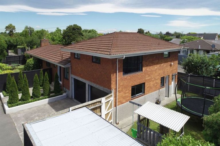 Photo of property in 198 Grimseys Road, Redwood, Christchurch, 8051