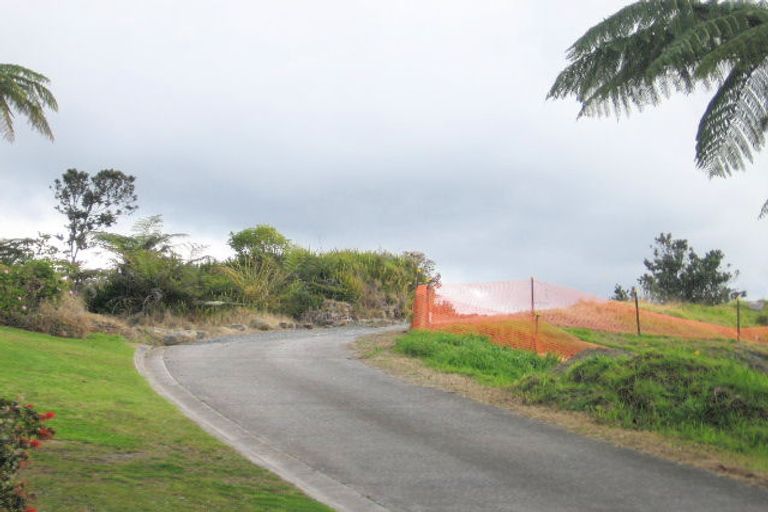 Photo of property in 129 Pacific View Drive, Whangamata, 3620