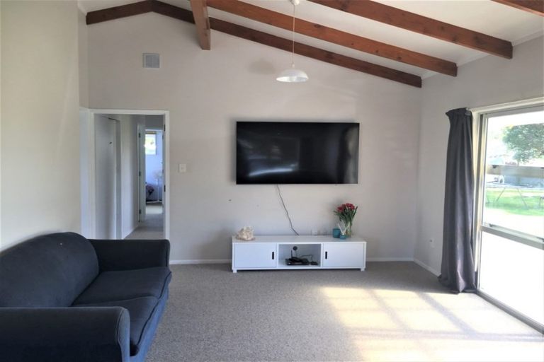 Photo of property in 5 Graham Street, Te Kopuru, 0391