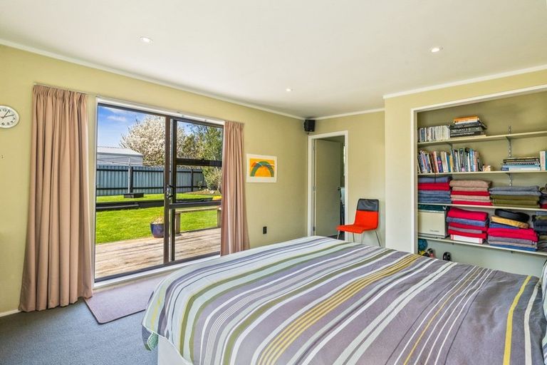 Photo of property in 12 Elm Street, Ebdentown, Upper Hutt, 5018