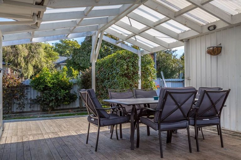 Photo of property in 2 Wavell Crescent, Lansdowne, Masterton, 5810