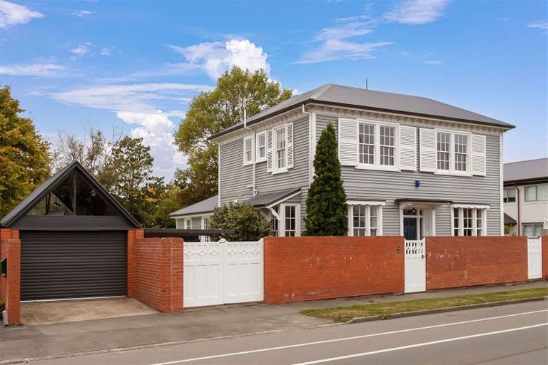 Photo of property in 54 Fendalton Road, Fendalton, Christchurch, 8014