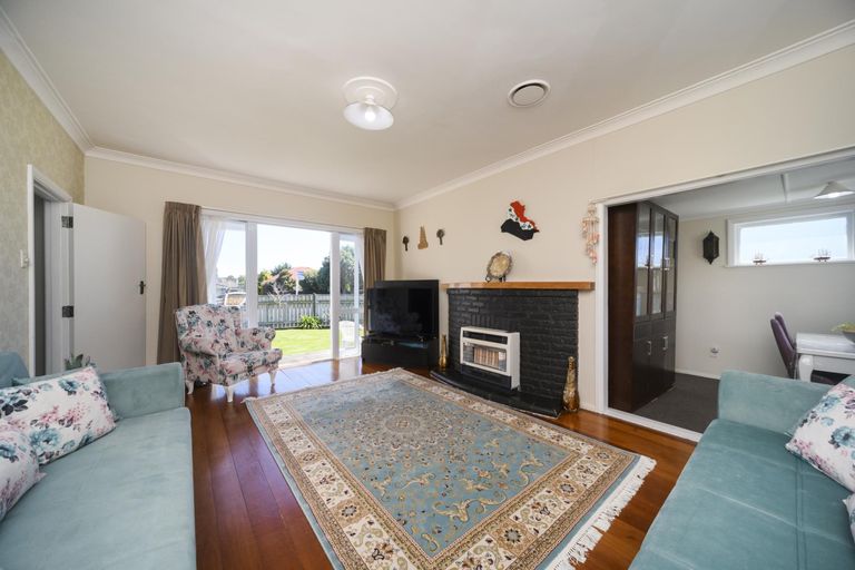 Photo of property in 113 Waterloo Crescent, Hokowhitu, Palmerston North, 4410